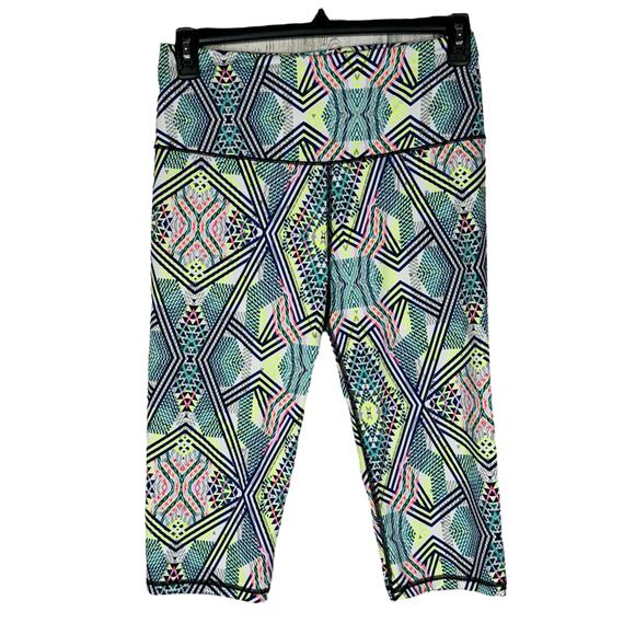 Victoria's Secret VSX Sport Large Knockout Crop Leggings Geometric H-Rise Pocket - Picture 1 of 5